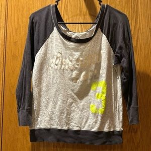 Vintage American Eagle women’s top